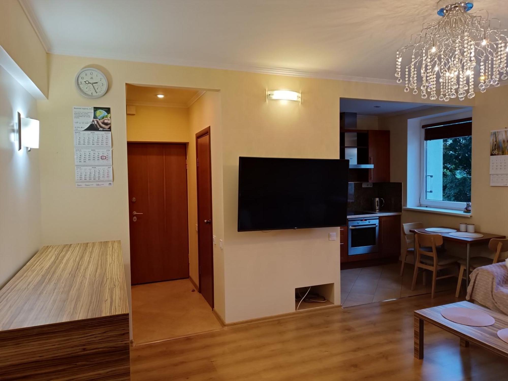 Quiet Dzelzavas Street Apartment Riga Esterno foto